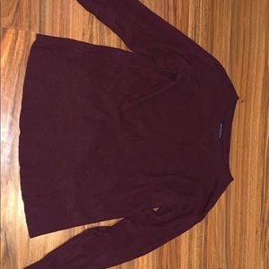 American eagle burgundy sweater
